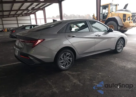 2026 Hyundai Elantra Hybrid Blue z USA, uszkodzony, nr VIN KMHLM4DJ0TU182898